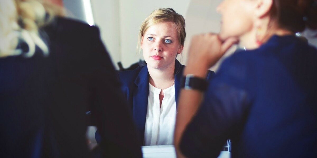 How to Find Law Firms That Are Hiring Entry-Level Lawyers
